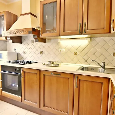 Holiday home Family Friendly House With A Swimming Pool - 22775