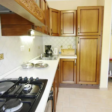 Family Friendly House With A Swimming Pool - 22775